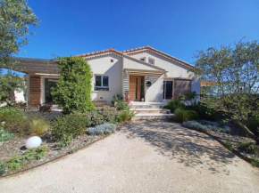 Maison avec vue et piscine pour 4 à 8 personnes